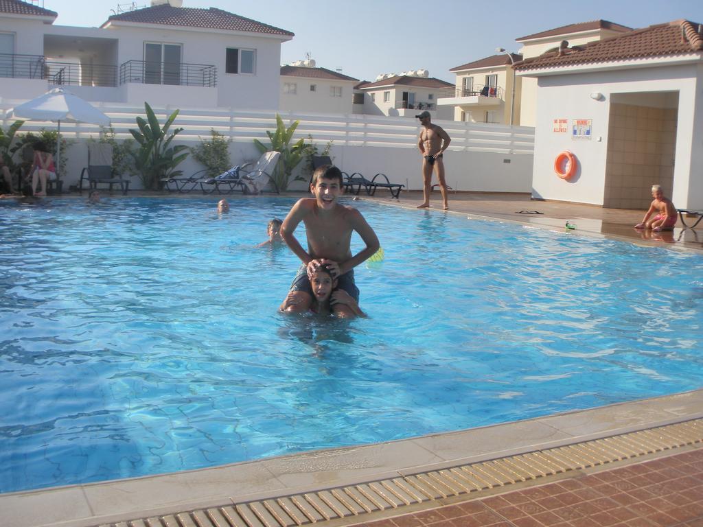 פרוטאראס Mythical Sands Resort Ilona Apartment For Families מראה חיצוני תמונה