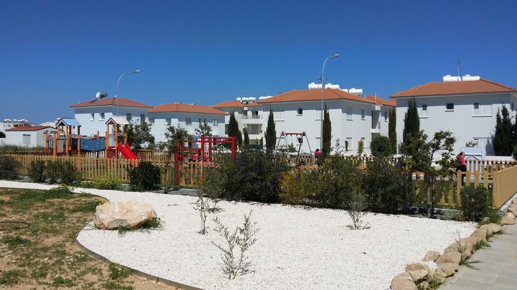 פרוטאראס Mythical Sands Resort Ilona Apartment For Families מראה חיצוני תמונה